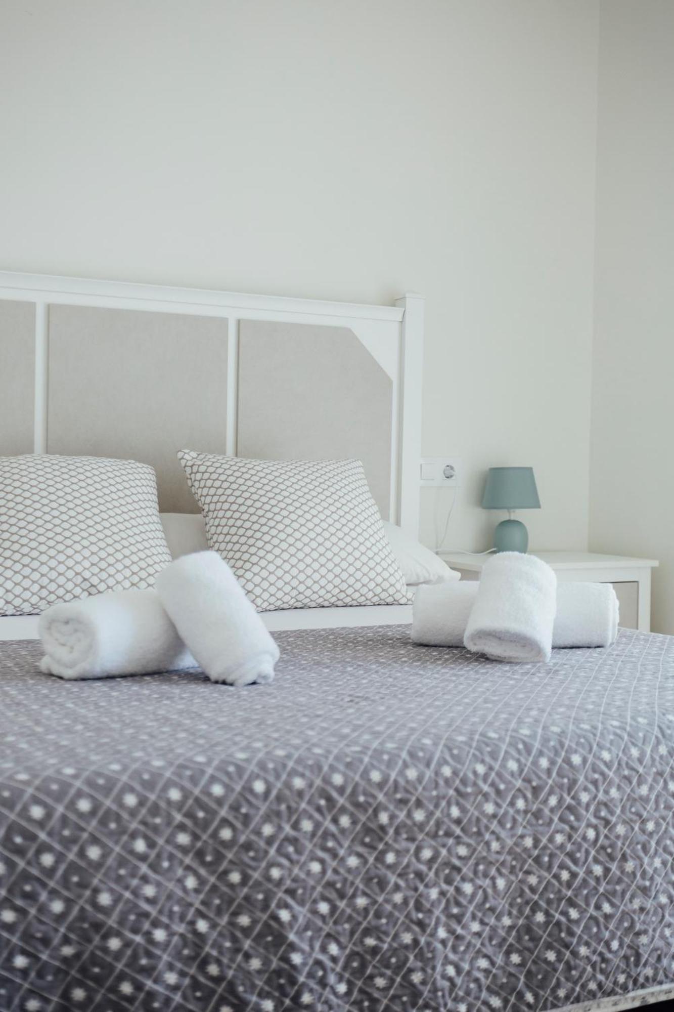 O&L San Luis Feel At Home In A Renovated Apartment إشبيلية الغرفة الصورة